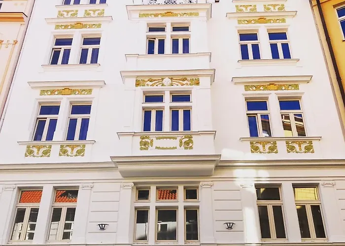 Alabastr Hotel